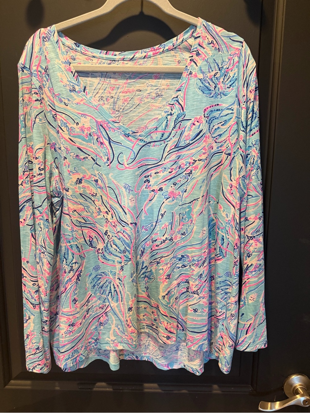 Lilly Pulitzer Aqua Pink & Navy Long-Sleeve V-Neck Tee